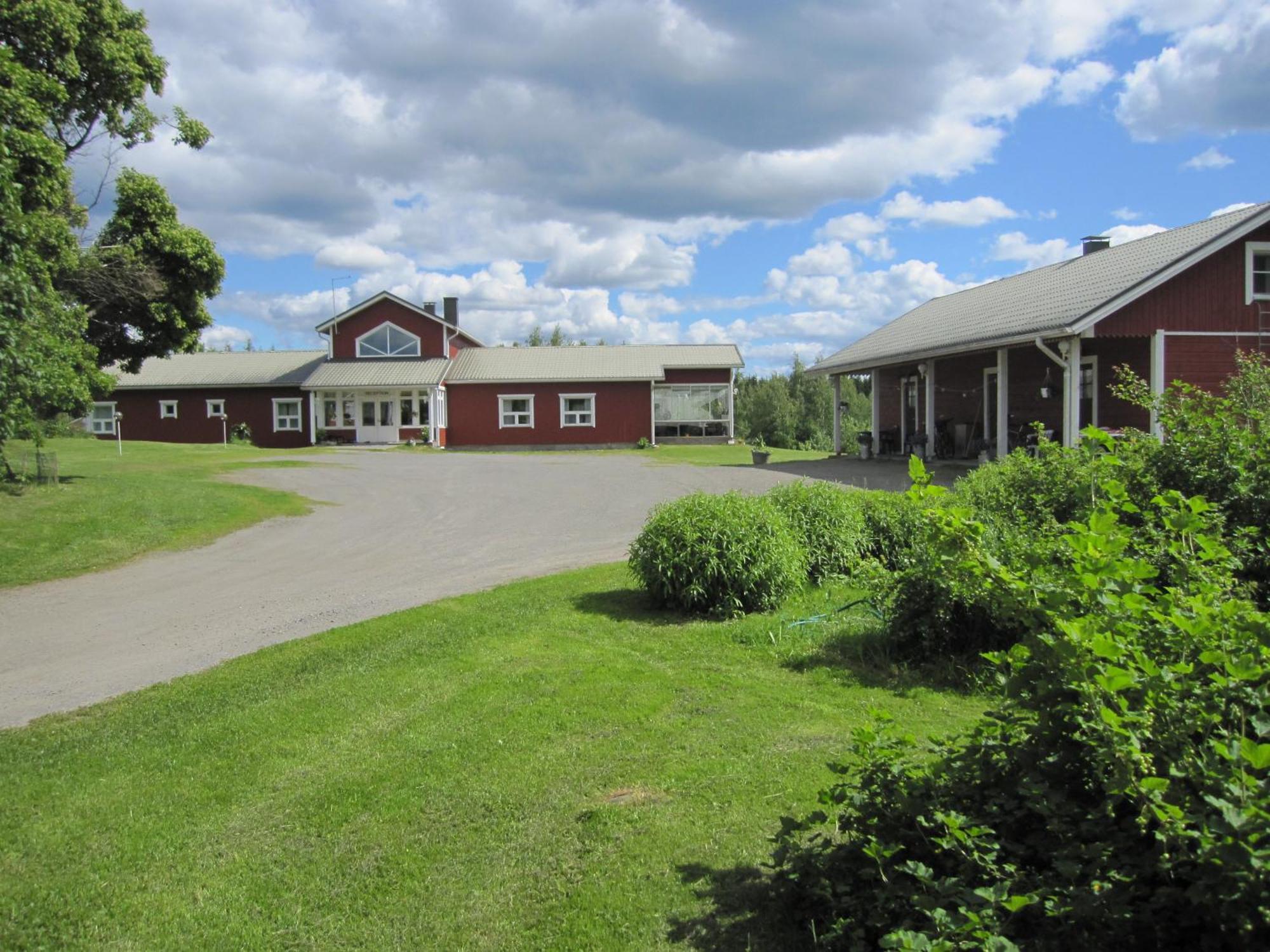 Karjalan Helmi Hotel Tolosenmäki Екстериор снимка